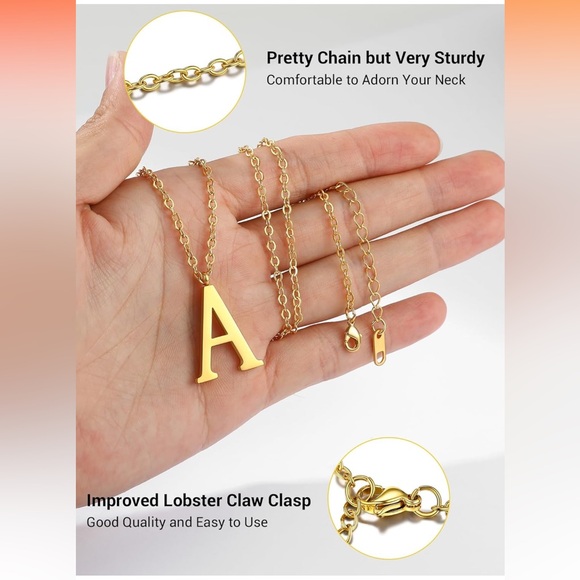 Women’s initial necklace - Picture 4 of 11